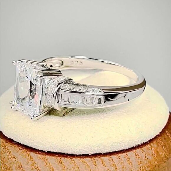 Sterling Silver Clear Emerald Cut CZ Ring New - Picture 11 of 13